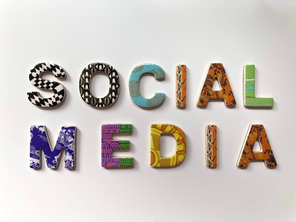 You are currently viewing ﻿Memaksimalkan Media Sosial untuk Bisnis Online